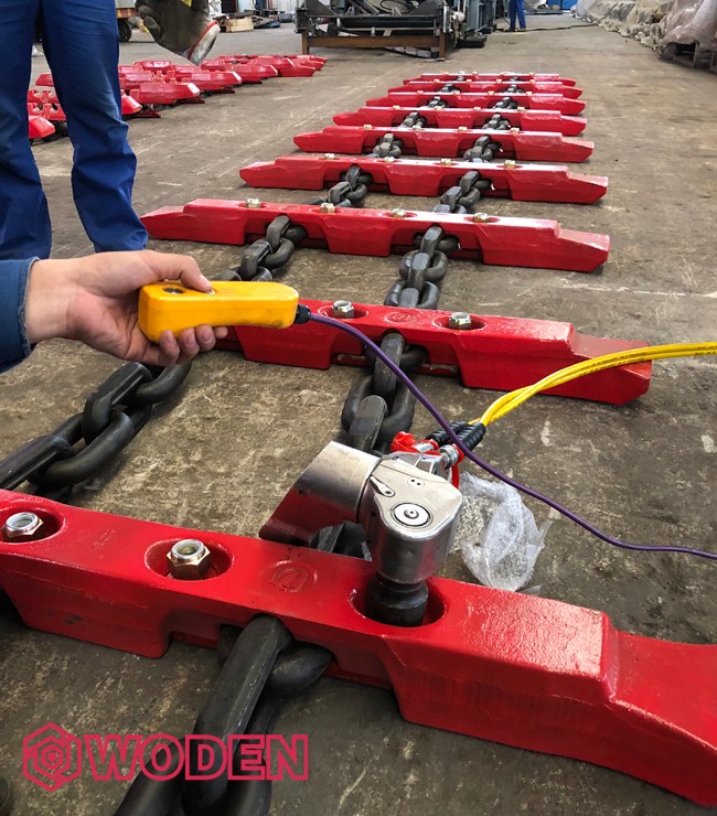 驅動型液壓扳手完全可以應用于煤機設備的維修和安裝。 驅動型液壓扳手完全可以應用于煤機設備的維修和安裝。