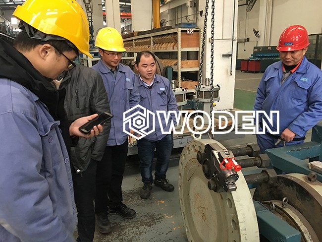 沃頓技術人員現場講解液壓扳手使用說明